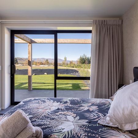 Relax In Rural Wanaka Villa Queensberry Bagian luar foto