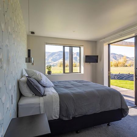 Relax In Rural Wanaka Villa Queensberry Bagian luar foto