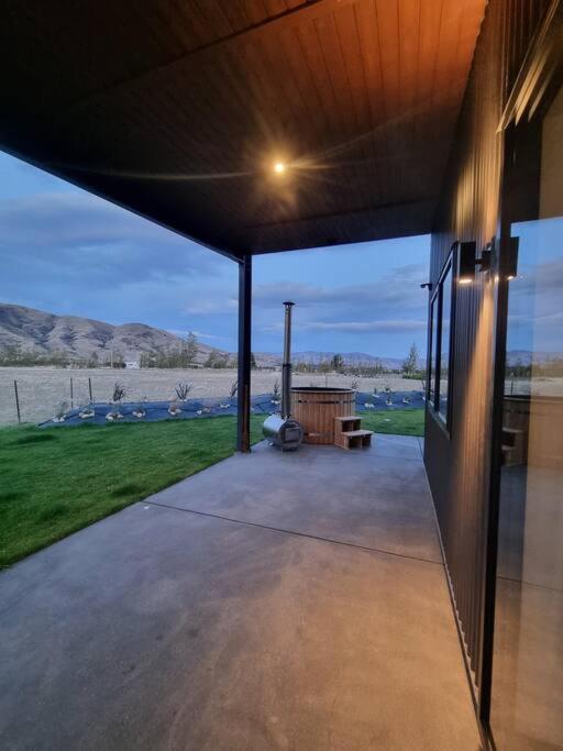 Relax In Rural Wanaka Villa Queensberry Bagian luar foto