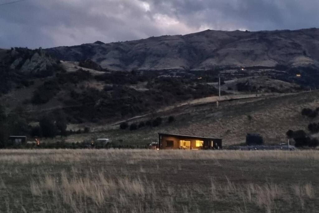 Relax In Rural Wanaka Villa Queensberry Bagian luar foto